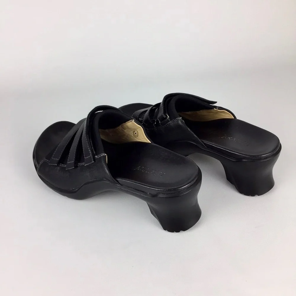 Akaishi Womens Black Heeled Slides Sandals Strappy Chunky Slip On Comfort size 7